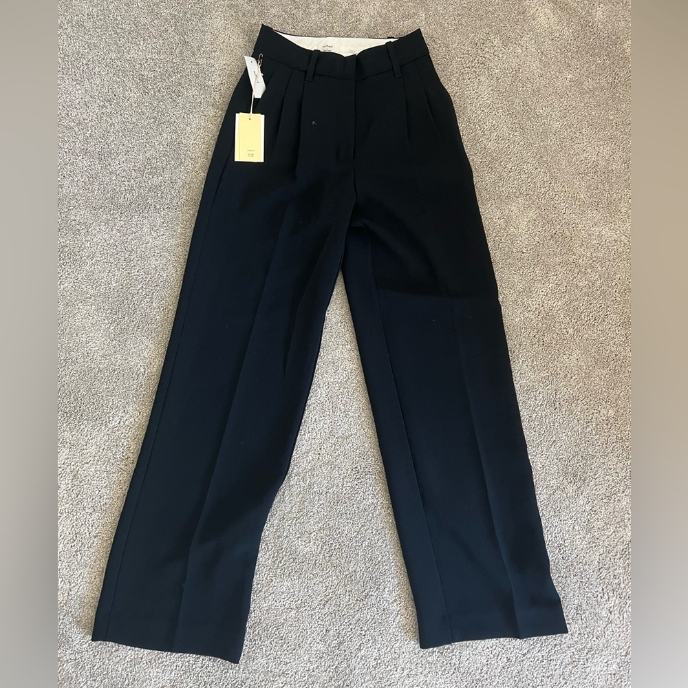 ARITZIA: effortless pant